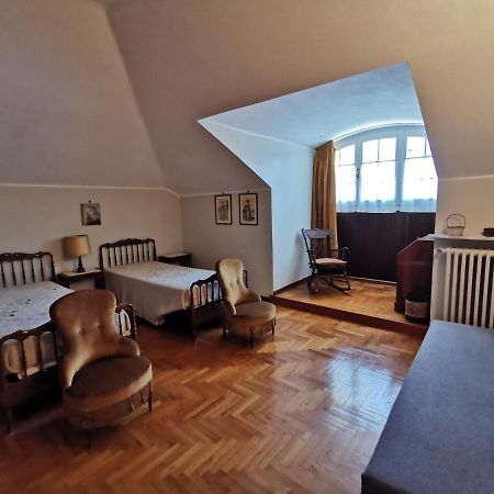 Casa Vacanze - Residenza Elvezia Tirano Esterno foto