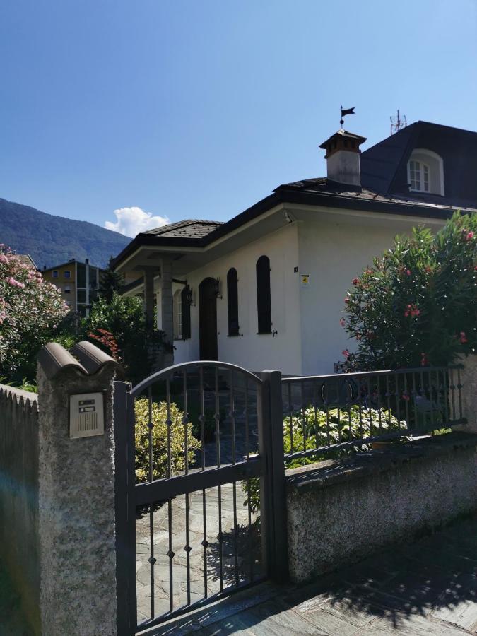 Casa Vacanze - Residenza Elvezia Tirano Esterno foto