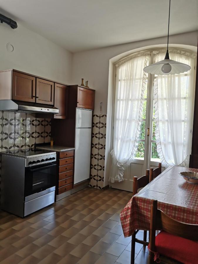 Casa Vacanze - Residenza Elvezia Tirano Esterno foto